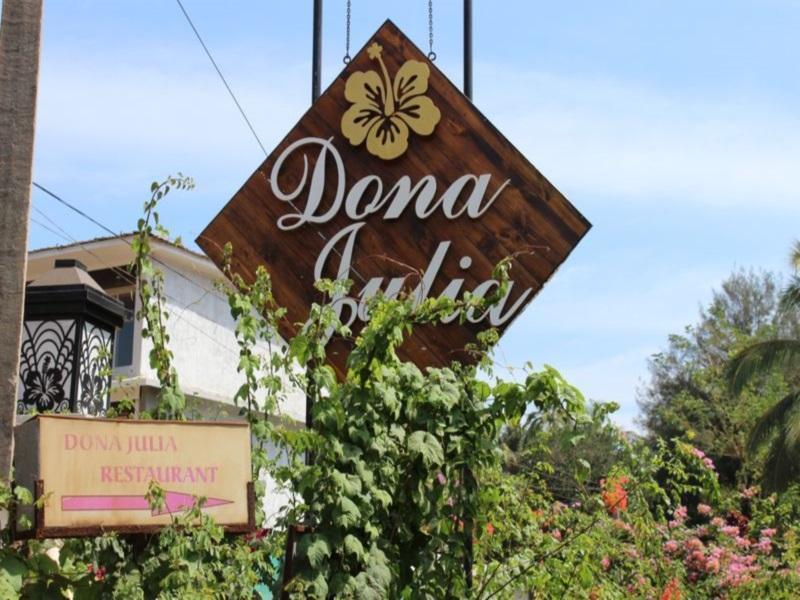 Dona Julia Beach Resort Калангут Екстер'єр фото