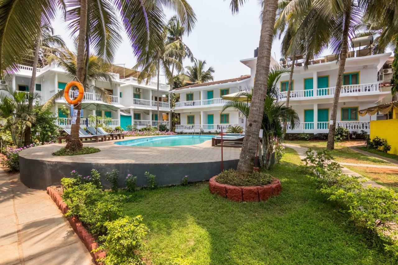 Dona Julia Beach Resort Калангут Екстер'єр фото