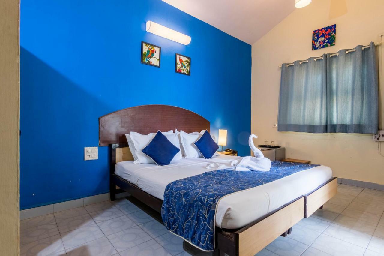 Dona Julia Beach Resort Калангут Екстер'єр фото